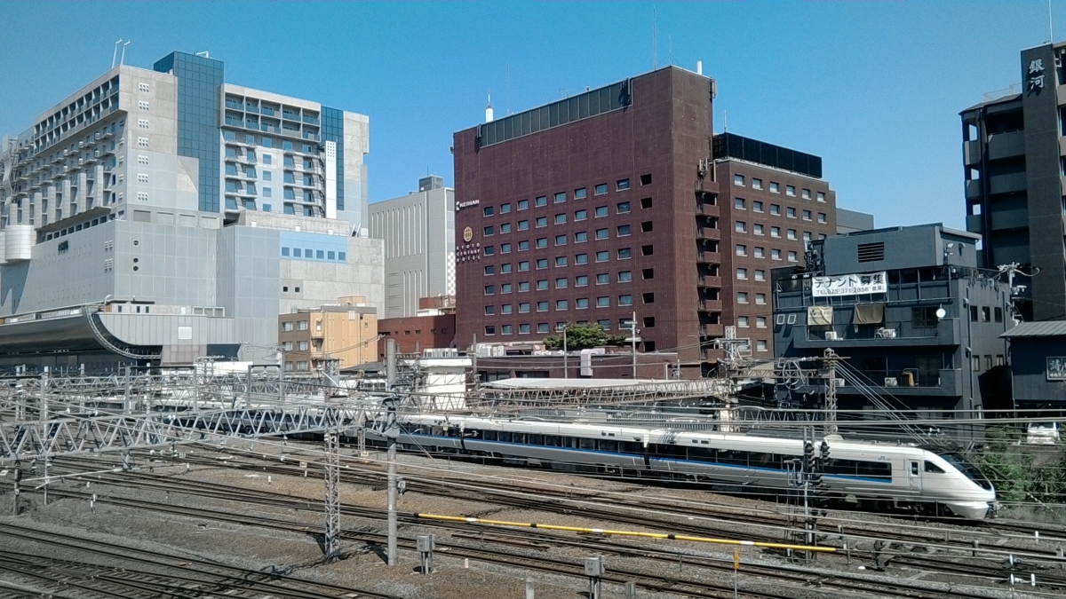 フリー写真素材:京都駅前