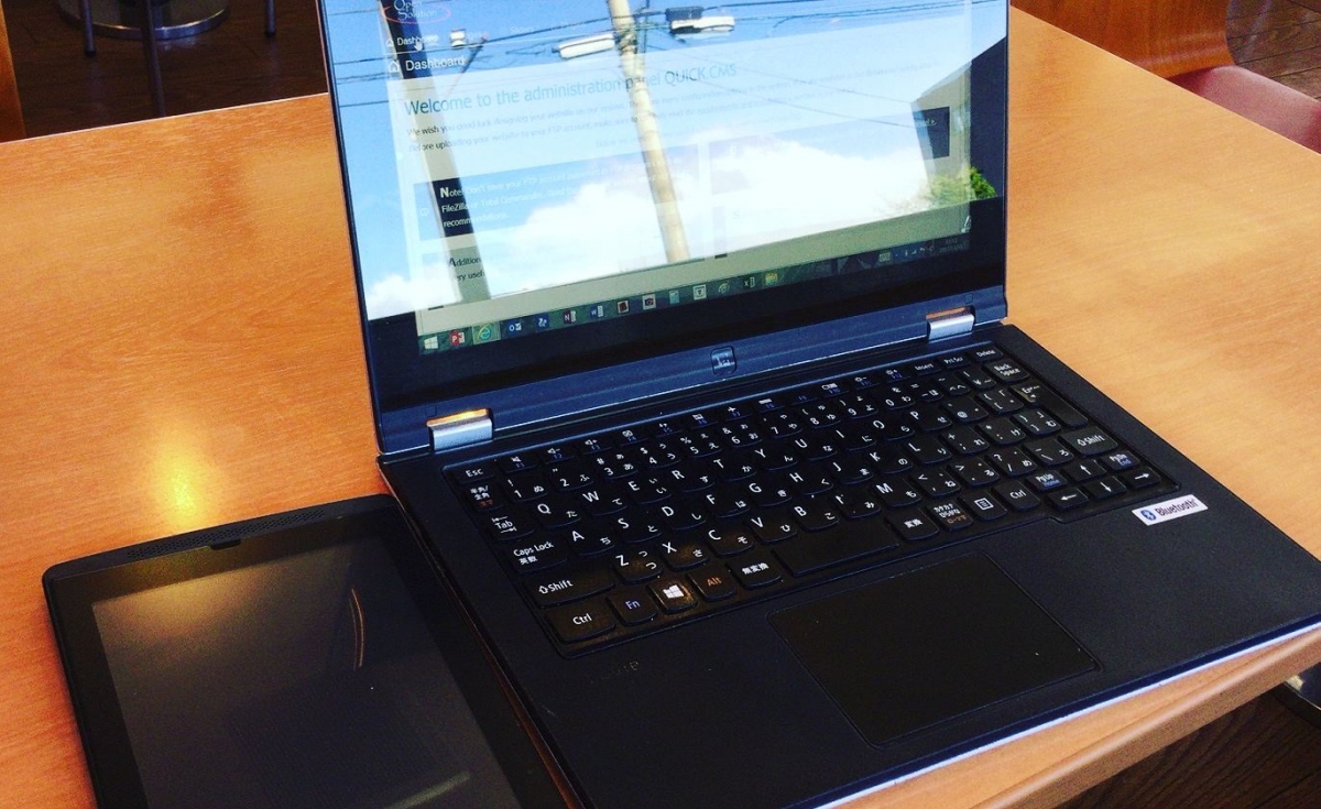写真素材：NECのLavieYとTegranote7