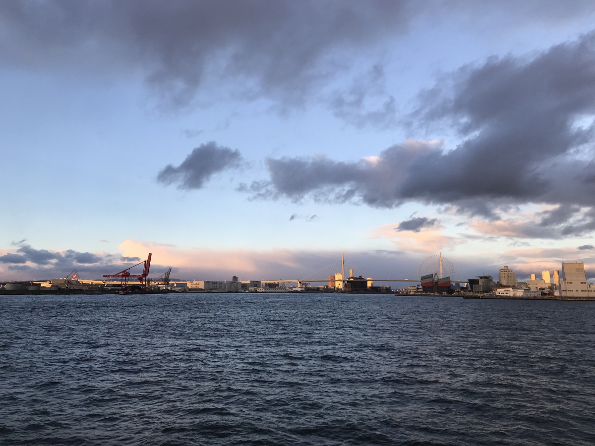 大阪港のﾌﾘｰ写真素材(i-Phone7で撮影)