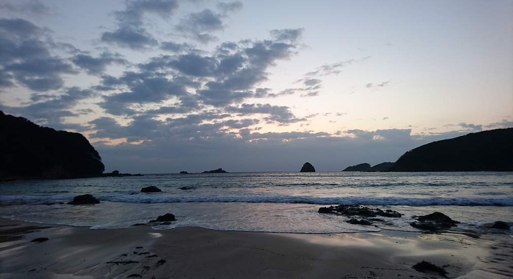外浦海岸の朝焼け:下田市